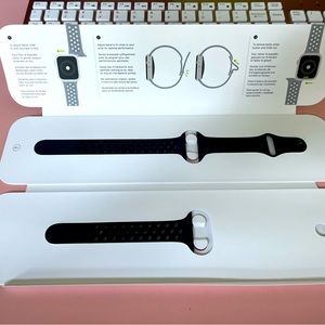 40mm Apple Watch Nike+ Sports Band - Black